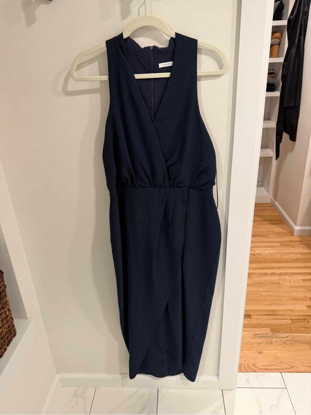 Sleeveless Wrap dress in Navy